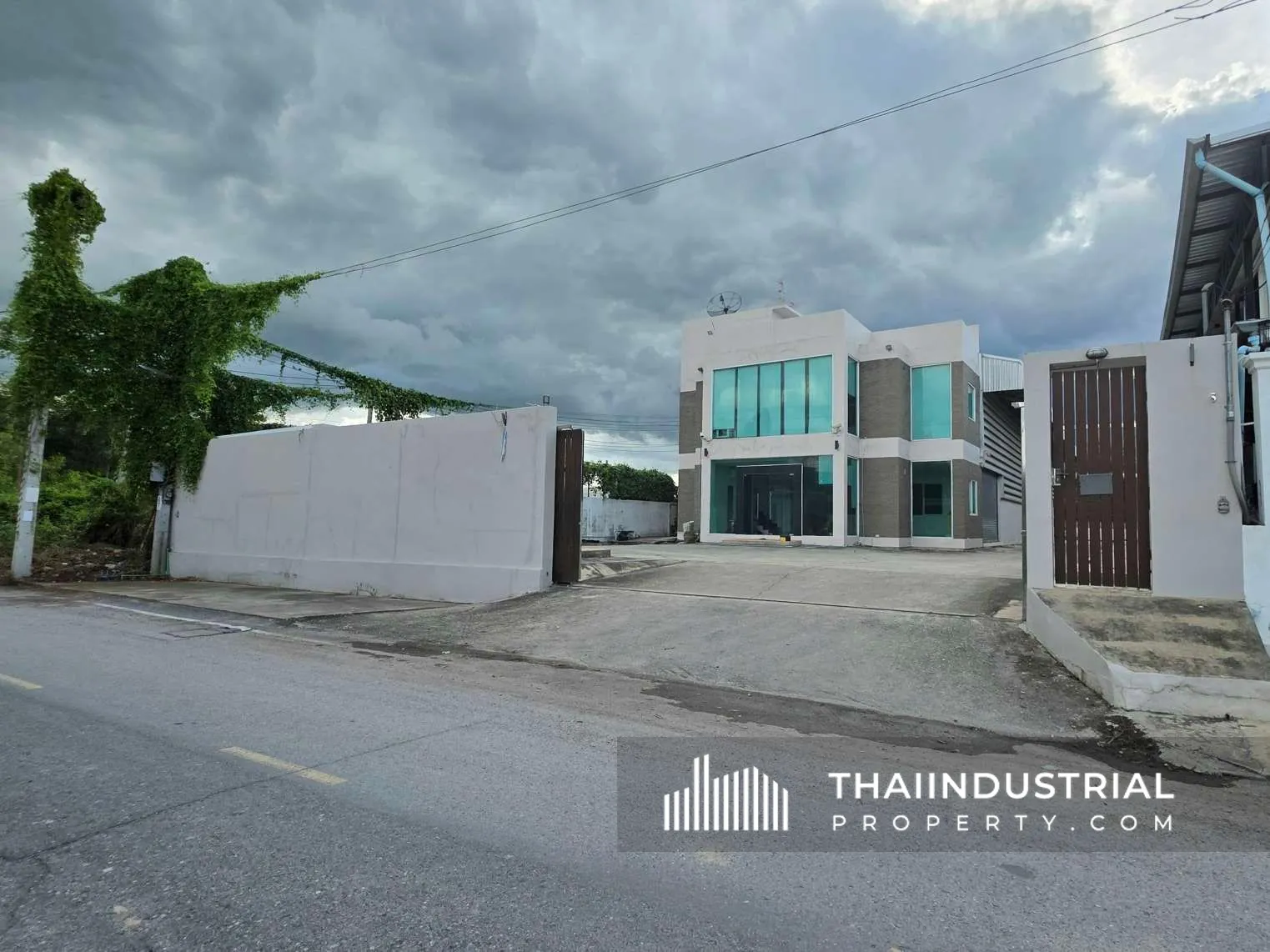 Property image 8